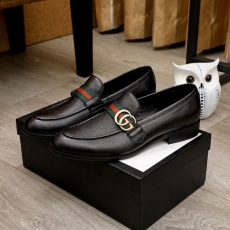 Gucci Leather Shoes